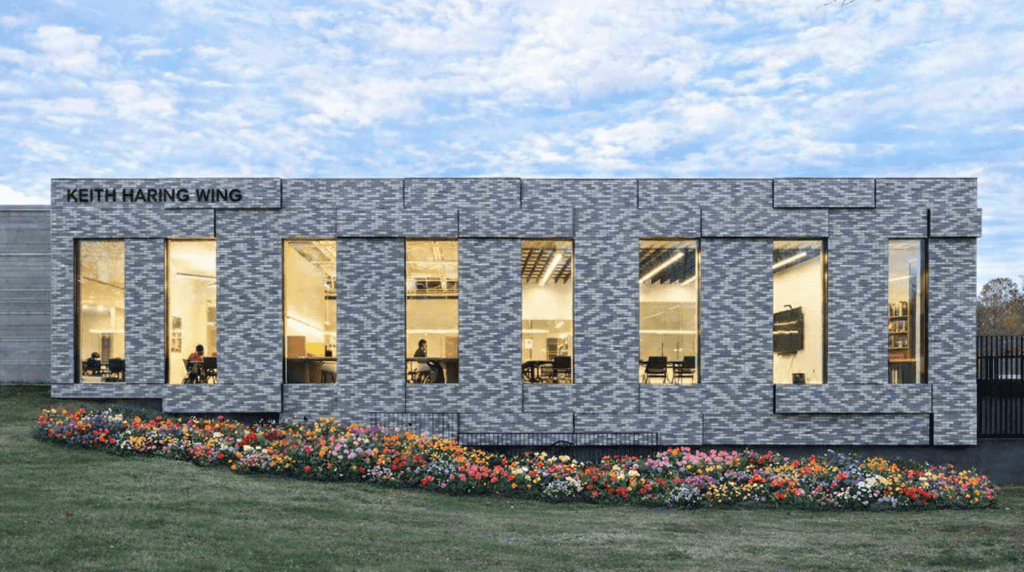 Flowers sky edit Bard